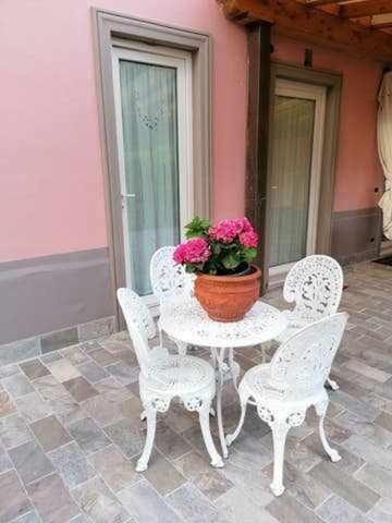 B&B La Rosa Nel Verde Lucca Bagian luar foto